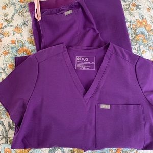 Figs scrubs
